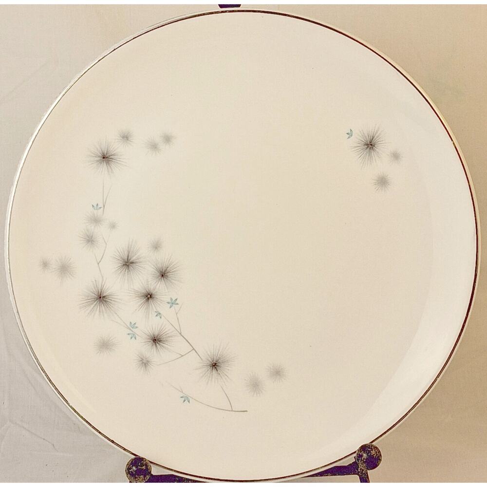 Royal Doulton Thistledown Dinner Plate 10.375" H4943 Vintage Bone China - 1 PC